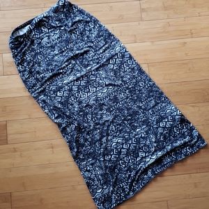 Cotton On long black and white stretchy skirt